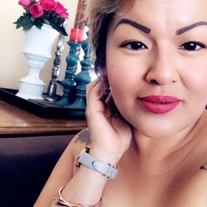 Meet your Posher, Rose